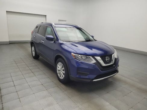 Used 2020 Nissan Rogue SV FWD image 13