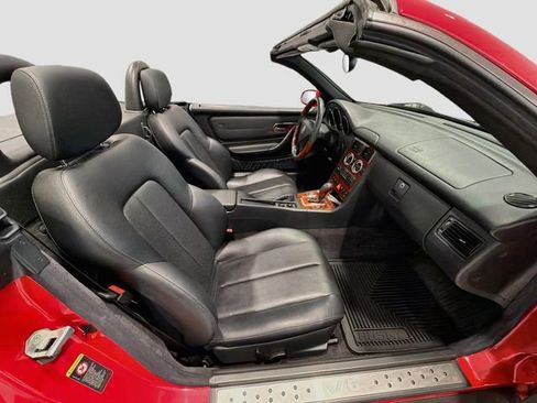 Used 2001 Mercedes-Benz SLK 320 image 17