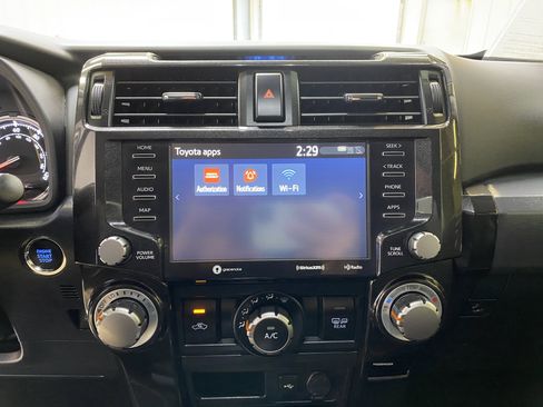 Used 2023 Toyota 4Runner TRD Off-Road Premium image 39