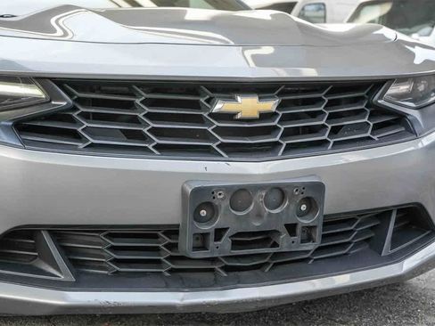 Used 2020 Chevrolet Camaro LT image 5