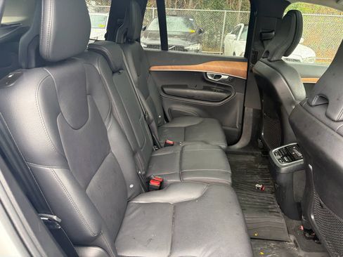 Used 2024 Volvo XC90 B6 Plus w/ Protection Package Premier image 23