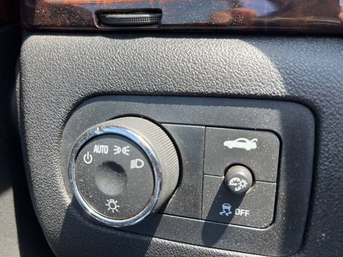 Used 2014 Chevrolet Impala LT w/ LT Sunroof Package FWD image 28