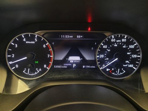 Used 2024 Nissan Rogue SV image 23