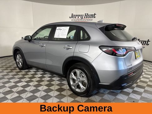 Used 2025 Honda HR-V LX image 7