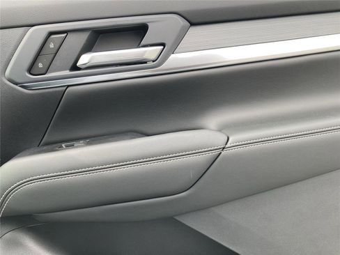 New 2026 GMC Terrain Elevation w/ Elevation Premium Package image 10