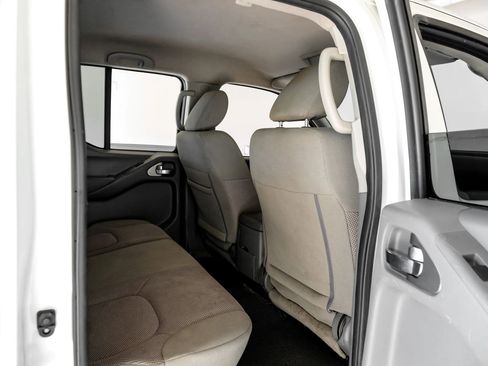 Used 2018 Nissan Frontier SV w/ Value Truck Package image 29