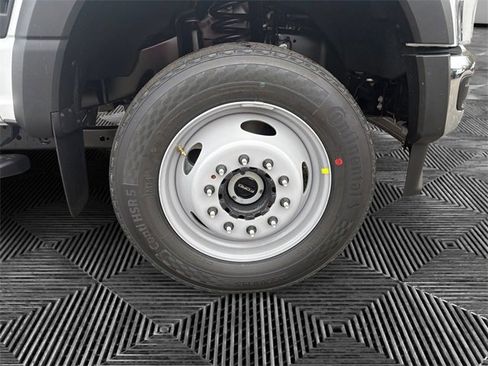 New 2026 Ford F550 4x4 Regular Cab Super Duty w/ XL Chrome Package image 14
