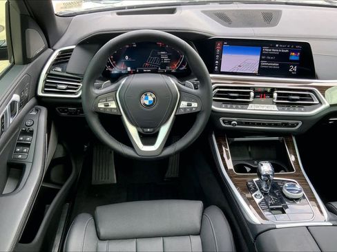 Used 2021 BMW X5 sDrive40i w/ Executive Package RWD image 5