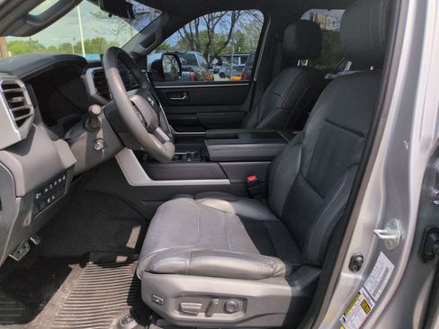 Used 2024 Toyota Tundra Platinum w/ TRD Off-Road Package image 9