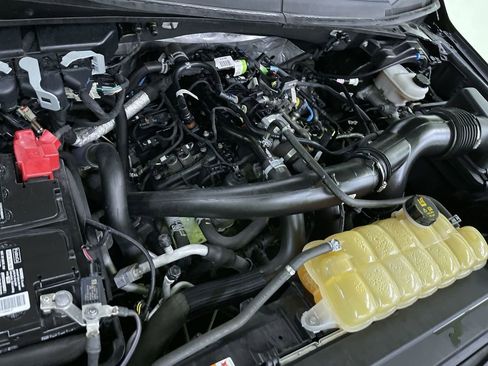 Used 2019 Ford F150 XLT w/ Equipment Group 302A Luxury image 31