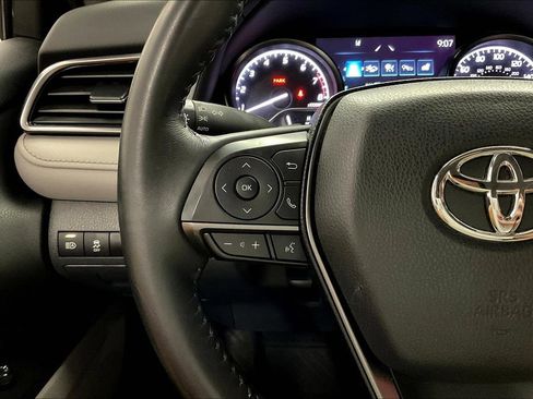 Used 2023 Toyota Camry SE image 21