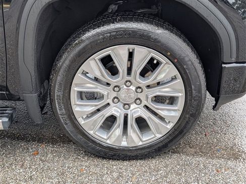 Used 2022 GMC Sierra 1500 Denali w/ Denali Premium Package image 19