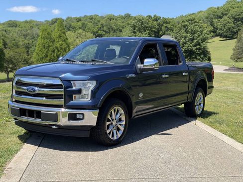 Used 2017 Ford F150 King Ranch w/ Equipment Group 601A Luxury AWD/4WD image 34