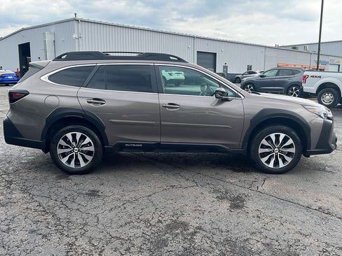 Used 2024 Subaru Outback Limited AWD/4WD image 22