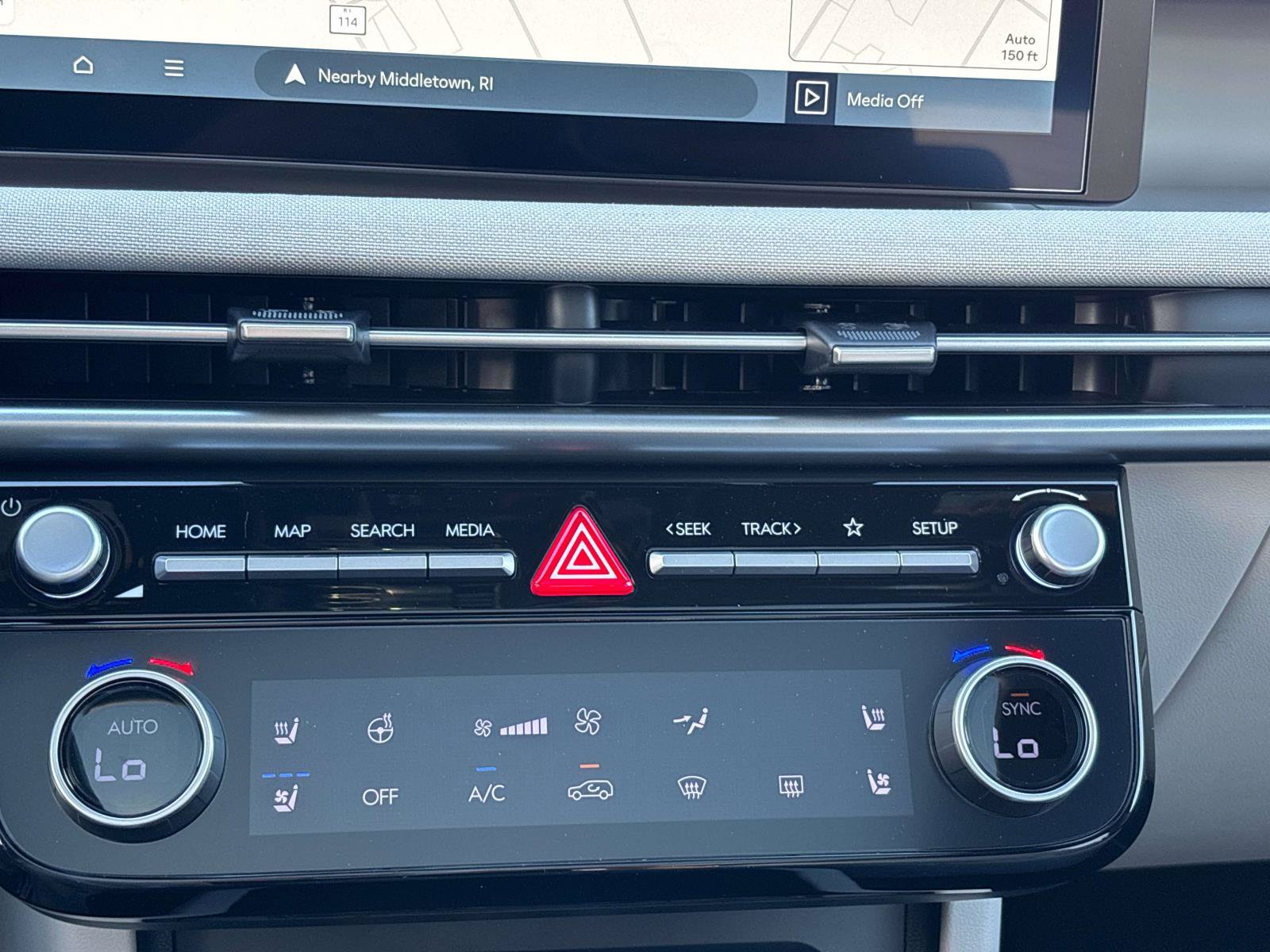 New 2026 Hyundai Tucson Limited AWD/4WD image 11