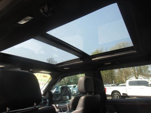 Used 2023 Ford F450 Platinum AWD/4WD image 19