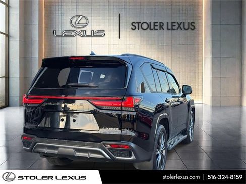 Certified 2022 Lexus LX 600 F Sport image 9