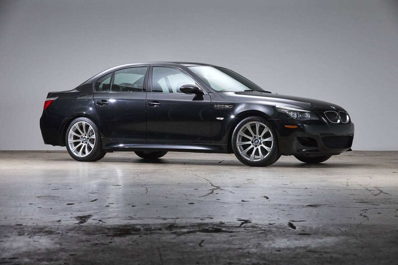 Used 2008 BMW M5 RWD image 5