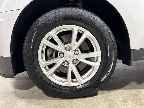 Used 2017 Chevrolet Equinox LT w/ Convenience Package FWD image 26