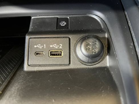 Used 2023 INFINITI QX50 Luxe AWD/4WD image 10