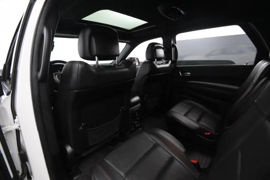 Used 2018 Dodge Durango R/T w/ Blacktop Package AWD/4WD image 38