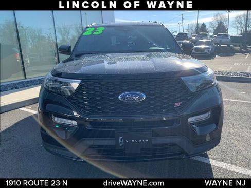 Used 2023 Ford Explorer ST w/ Equipment Group 401A image 10