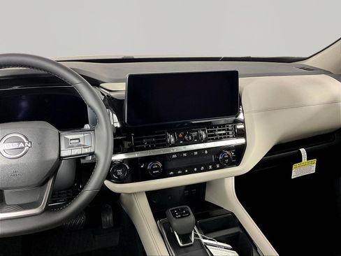 New 2026 Nissan Pathfinder SL AWD/4WD image 11