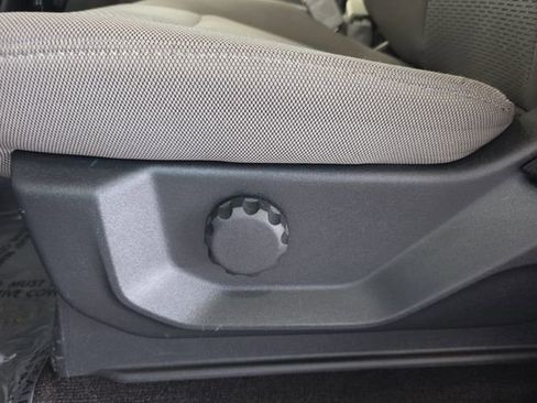 Used 2020 Ford F150 XLT image 26