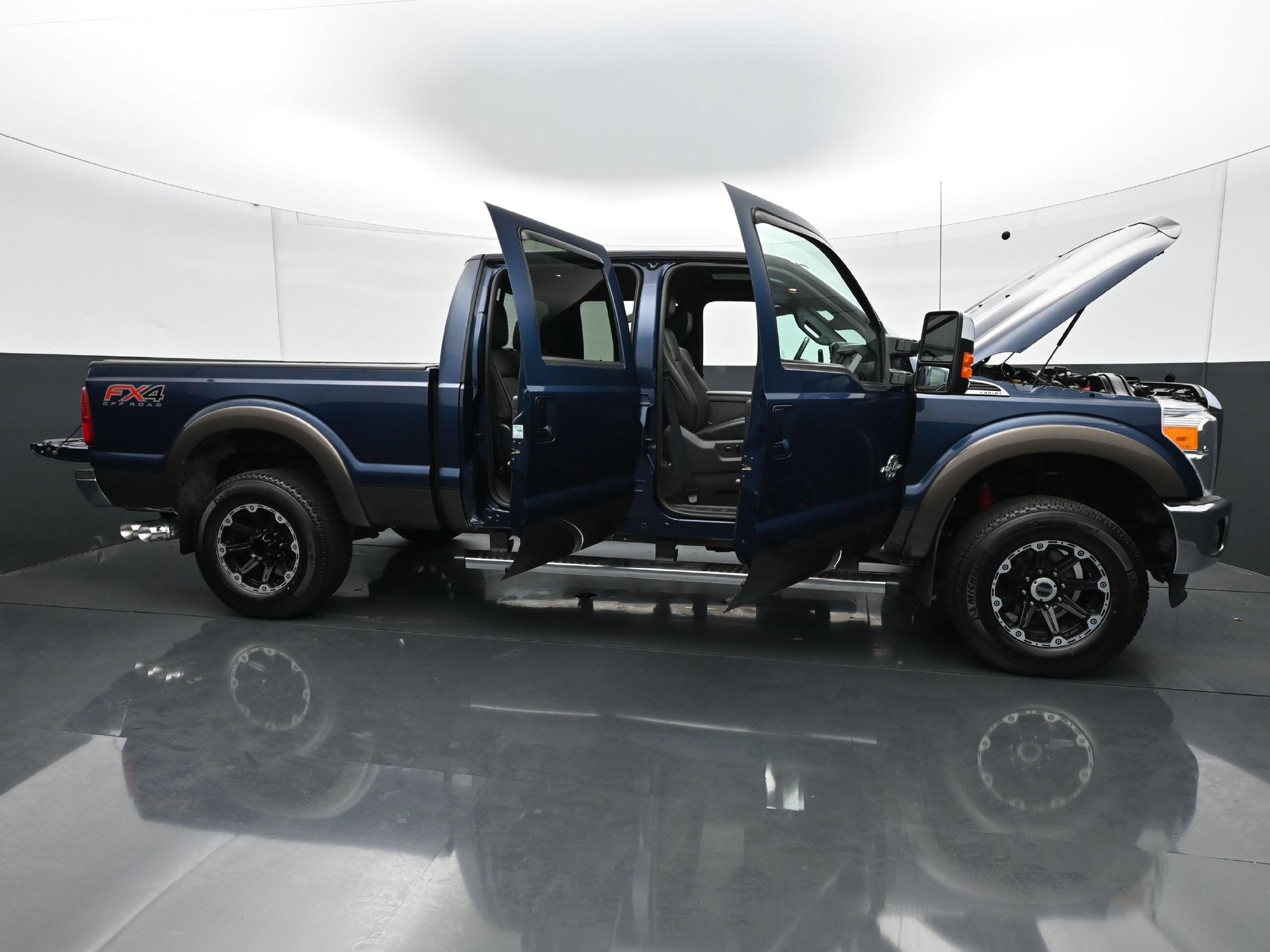 Used 2016 Ford F250 Lariat w/ Lariat Ultimate Package AWD/4WD image 36