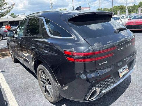 Used 2023 Genesis GV70 2.5T w/ Advanced Package AWD/4WD image 4
