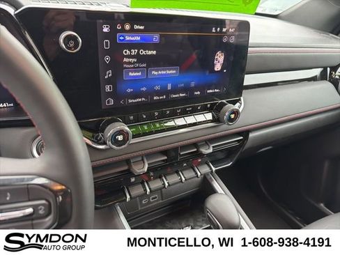 Used 2025 Chevrolet Colorado Z71 w/ Technology Package image 13