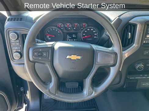 Used 2022 Chevrolet Silverado 1500 Custom image 16