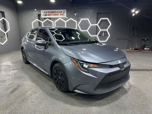Used 2020 Toyota Corolla LE image 7