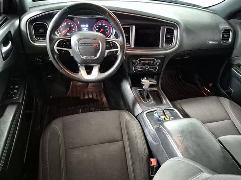 Used 2017 Dodge Charger SXT w/ Rallye Group AWD/4WD image 10