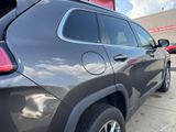 Used 2019 Jeep Cherokee Latitude Plus w/ Cold Weather Group image 6