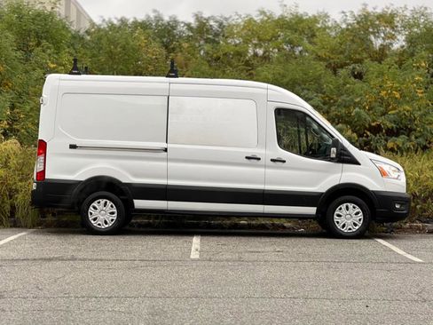 Used 2021 Ford Transit 250 Medium Roof w/ Interior Upgrade Package image 9