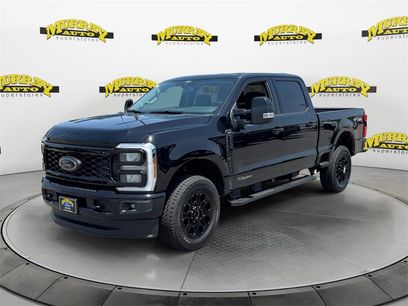 New 2025 Ford F250 Lariat w/ Black Appearance Package