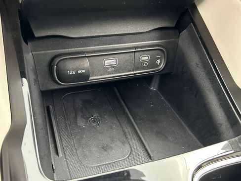 Used 2024 Kia Telluride S w/ S Sunroof Package FWD image 33