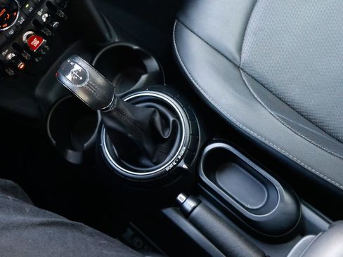 Used 2015 MINI Cooper 2-Door Hardtop image 42