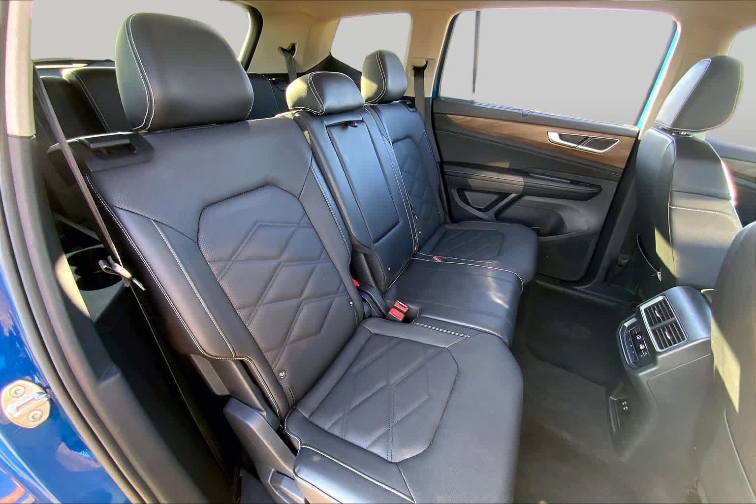 Used 2026 Volkswagen Atlas SE FWD image 19