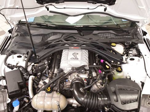 Used 2020 Ford Mustang Shelby GT500 w/ Technology Package RWD image 29