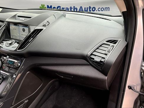 Used 2016 Ford Escape Titanium image 29