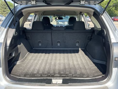 Used 2016 Subaru Outback 2.5i Premium AWD/4WD image 17