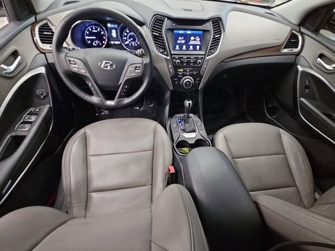 Used 2017 Hyundai Santa Fe Sport image 14