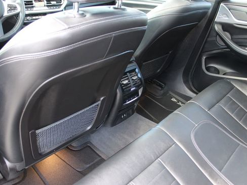 Used 2023 BMW X4 xDrive30i w/ M Sport Package image 46