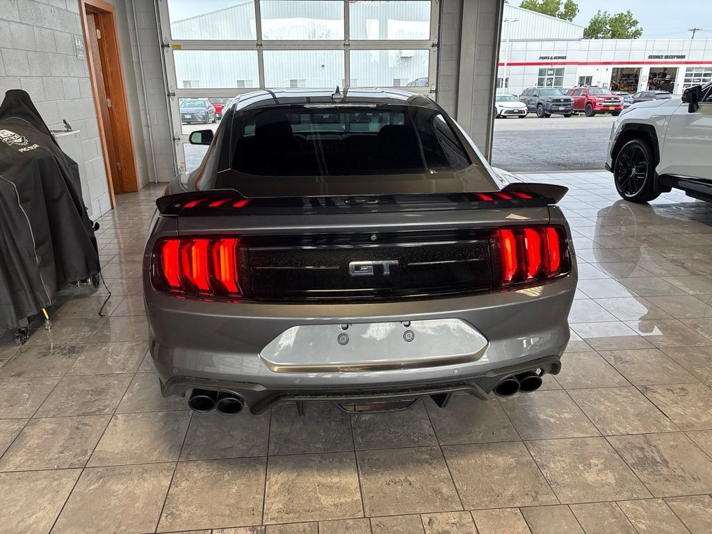 Used 2022 Ford Mustang GT Premium w/ GT Performance Package RWD image 10