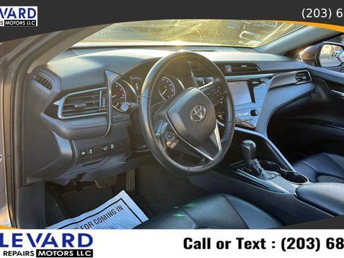 Used 2019 Toyota Camry SE image 25