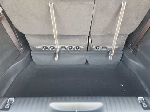 New 2026 Chrysler Pacifica Select image 24