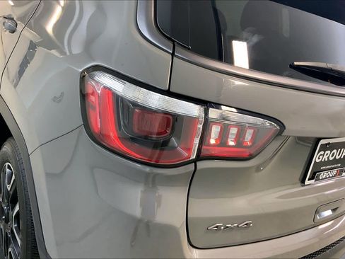 Used 2019 Jeep Compass Trailhawk AWD/4WD image 27
