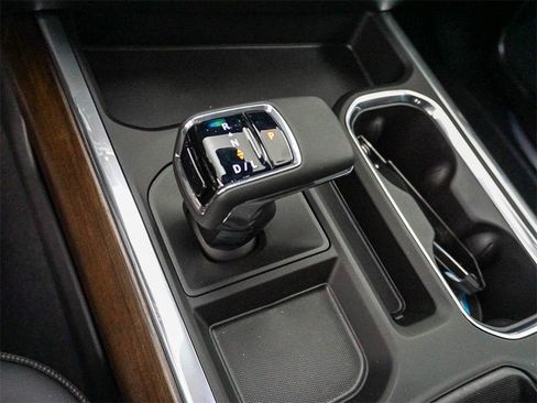 New 2026 Chevrolet Silverado 1500 High Country w/ Midnight Edition image 24